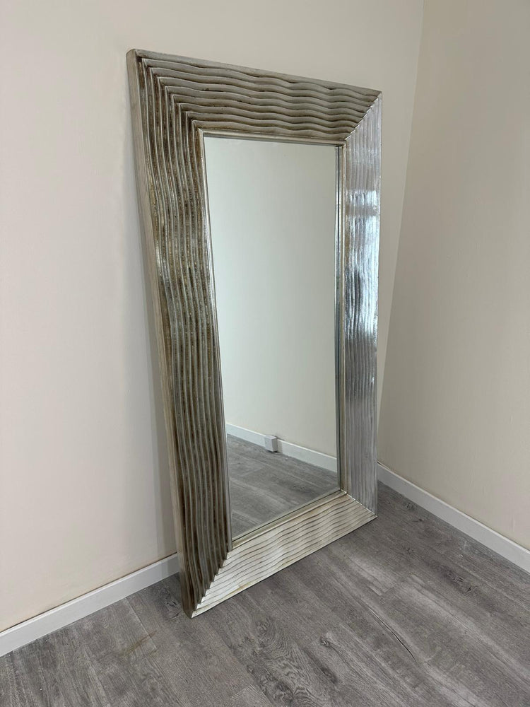 SEGOVIA MIRROR