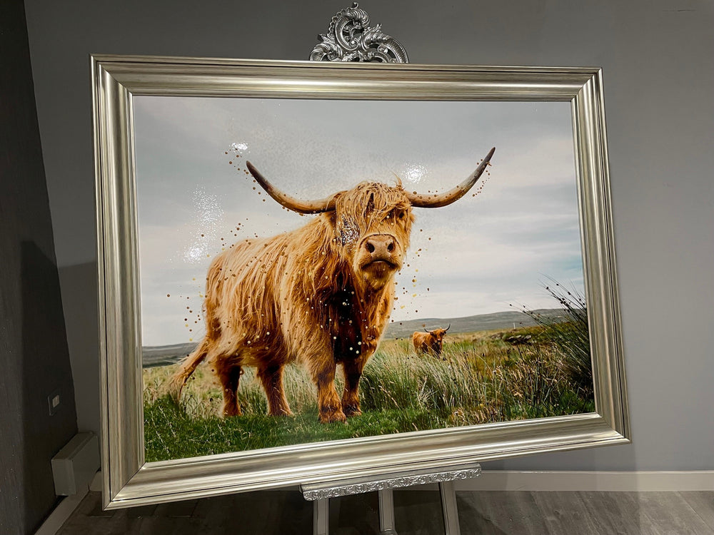 AN519 HIGHLAND COW FAMILY OVER VARNISH